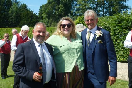Rob, Leigh and Wyn.JPG
