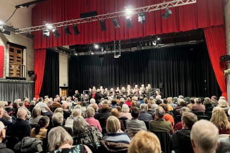 5 Audience.JPG