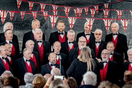 01 Fron Male Voice Choir Ironworks  Photo - Stephen Cain.JPG